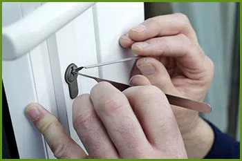 Neighborhood Locksmith Services Denver, CO 303-699-5879 - 3-cheap-locksmith-near-me